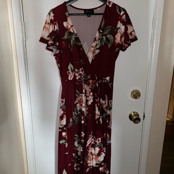 Floral high low dress only worn once - Picture 2 of 2